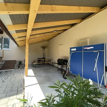 Dom Marhula Σπίτι διακοπών Štúrovo