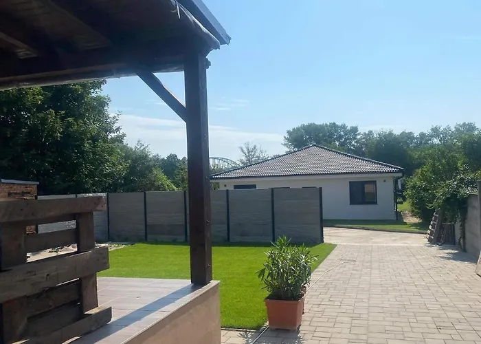 Dom Marhula * Štúrovo